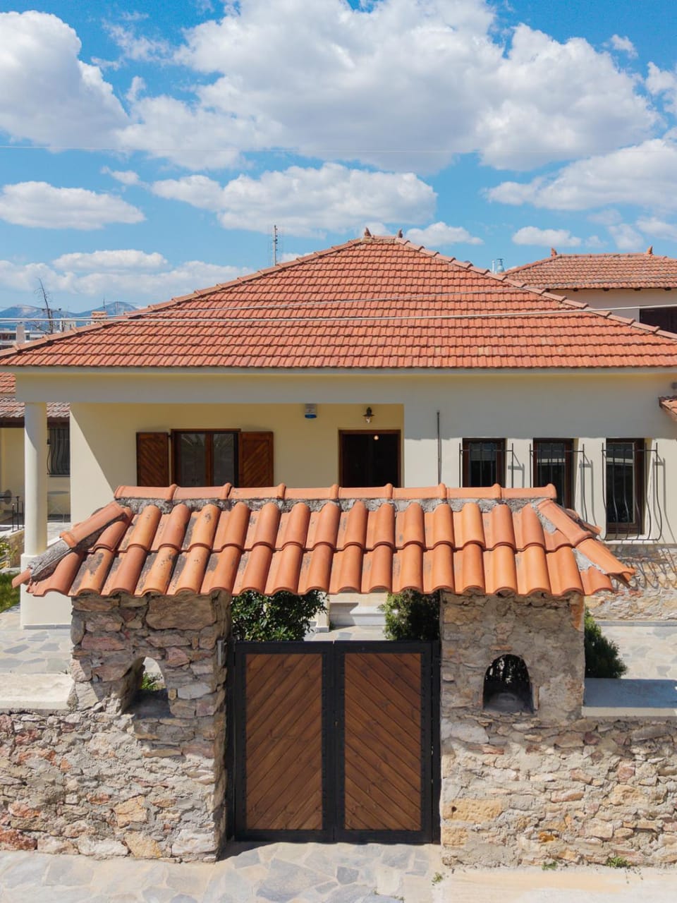 Property building, Day