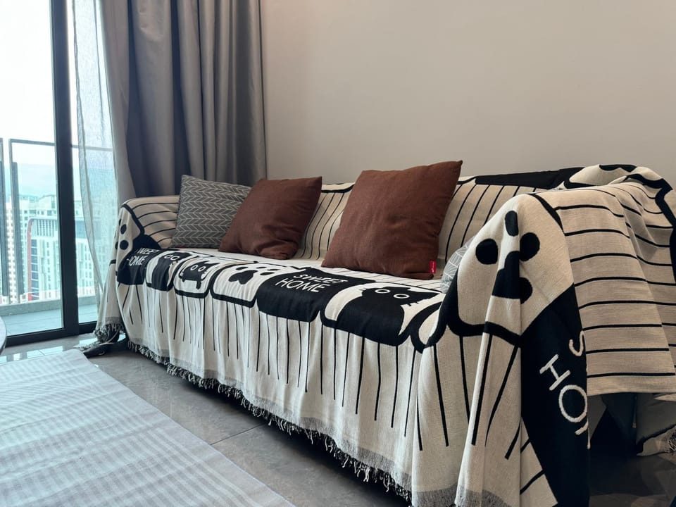 Modern 1Bedroom The Ooak Balcony Netflix KL City View Apartment in Petaling Jaya