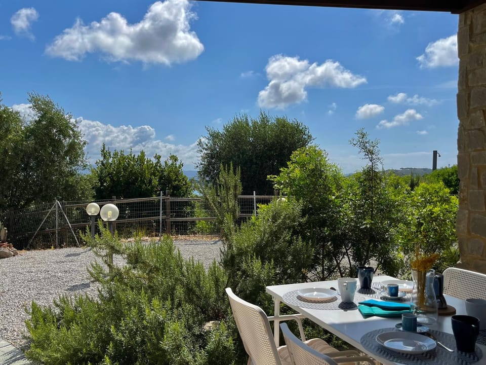 Garden, Dining area, Garden view