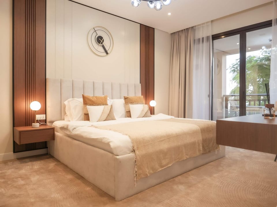 Stunning Renovated 1BR Apartment at 5 Star Resort Apartment in Dubai