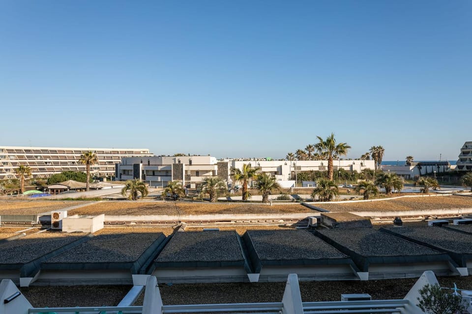Property building, Natural landscape