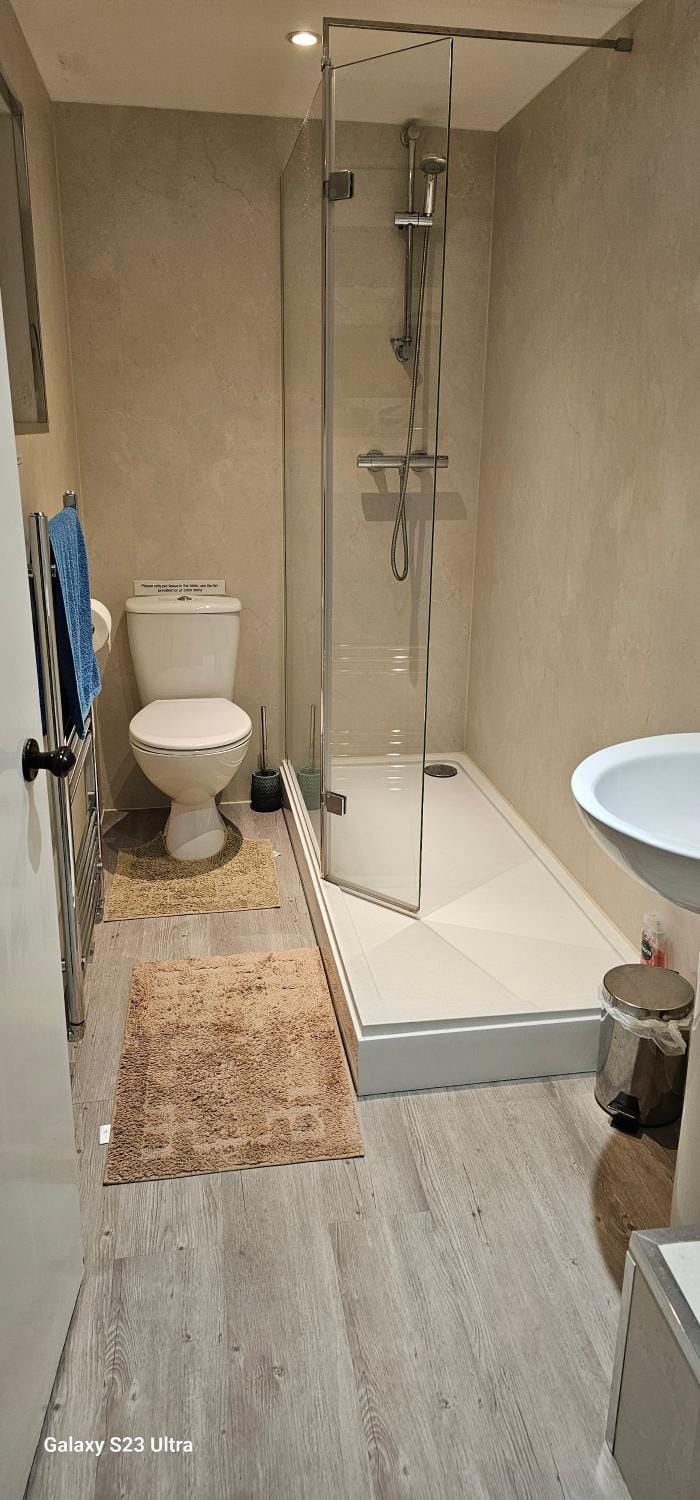 Shower, Toilet, Bathroom