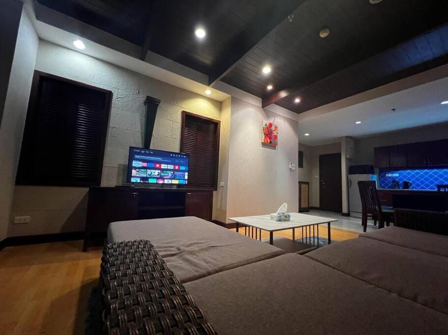 Communal lounge/ TV room, TV and multimedia