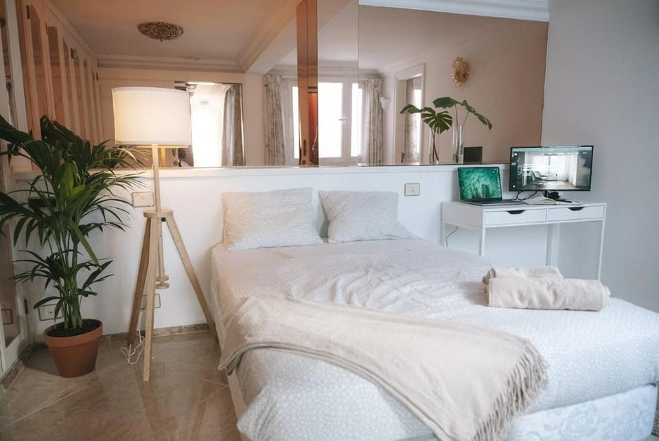 Luxury Beachfront Penthouse with Stunning Views Apartment in Las Palmas de Gran Canaria