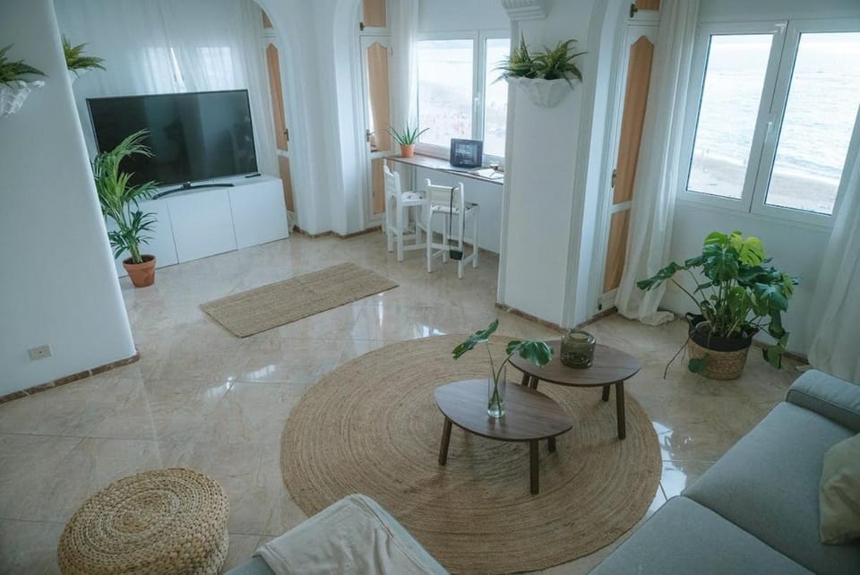 Luxury Beachfront Penthouse with Stunning Views Apartment in Las Palmas de Gran Canaria