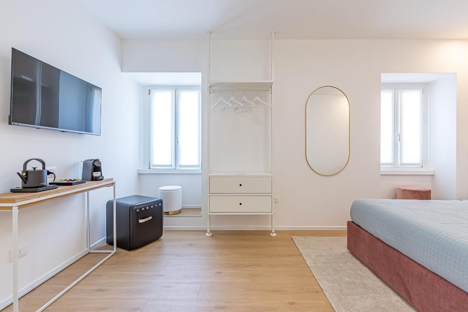 TV and multimedia, Photo of the whole room