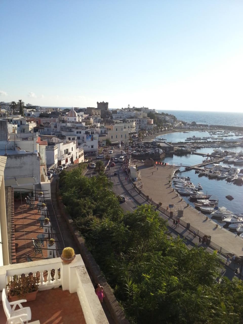 Property building, Nearby landmark, Bird's eye view, City view, Sea view, Quiet street view