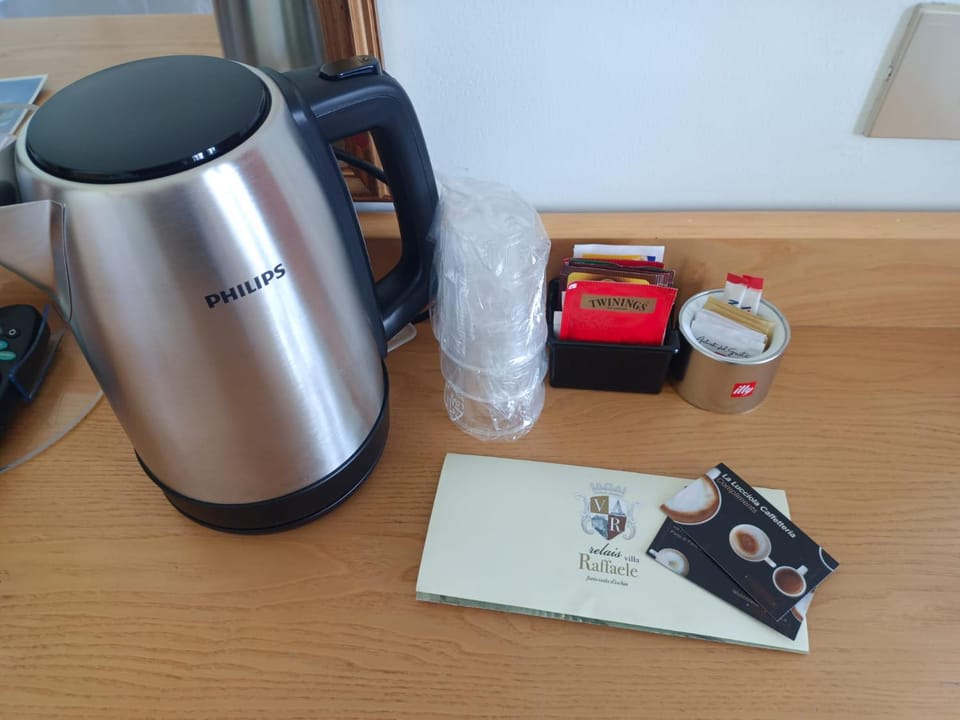 Coffee/tea facilities