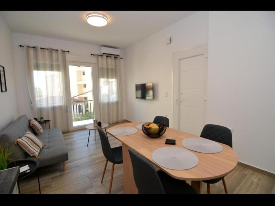 Urban Oasis Apartment in Kavala