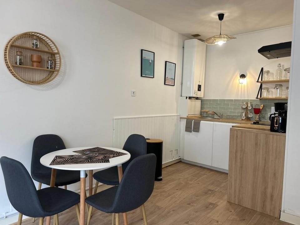 Les Carmélites : central à 5 min à pied de la Gare Apartment in Poitiers