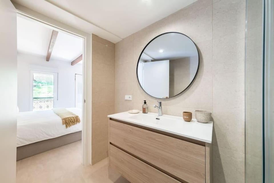 Toques de Glamour en el Casco Historico,Wifi,A.C. Apartment in Alicante