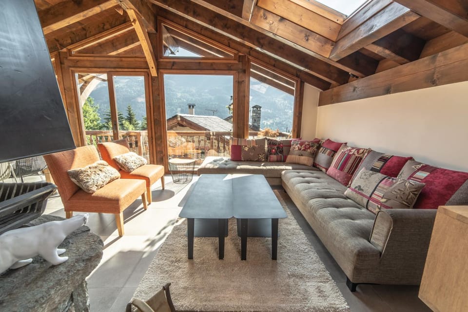 Property building, Living room