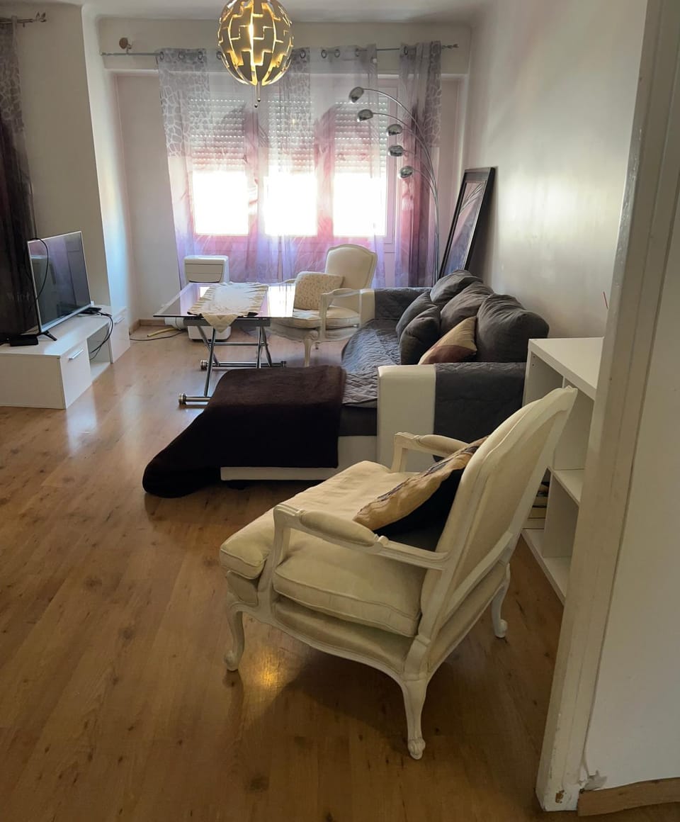 Joli appartement Quartier tranquille 13008 à 2 minutes du métro Perier Apartment in Marseille