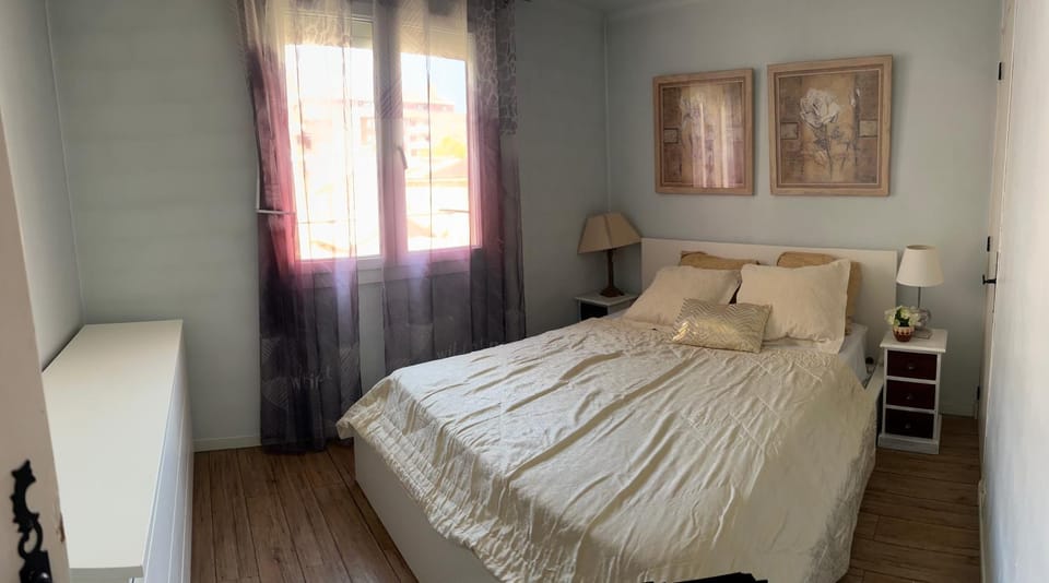 Joli appartement Quartier tranquille 13008 à 2 minutes du métro Perier Apartment in Marseille