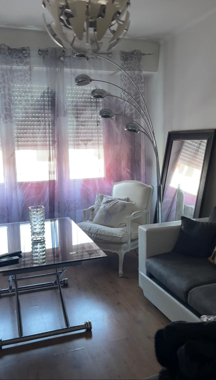Joli appartement Quartier tranquille 13008 à 2 minutes du métro Perier Apartment in Marseille