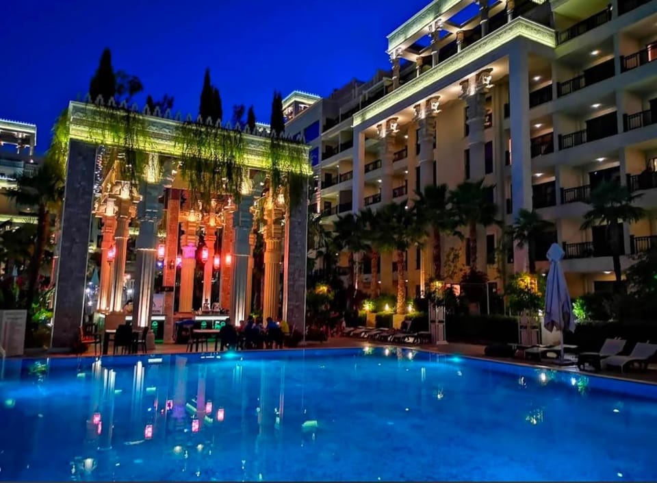 ЛУКСОЗЕН АПАРТАМЕНТ в к-кс ЗЛАТНИ ПЯСЪЦИ Hotel in Varna