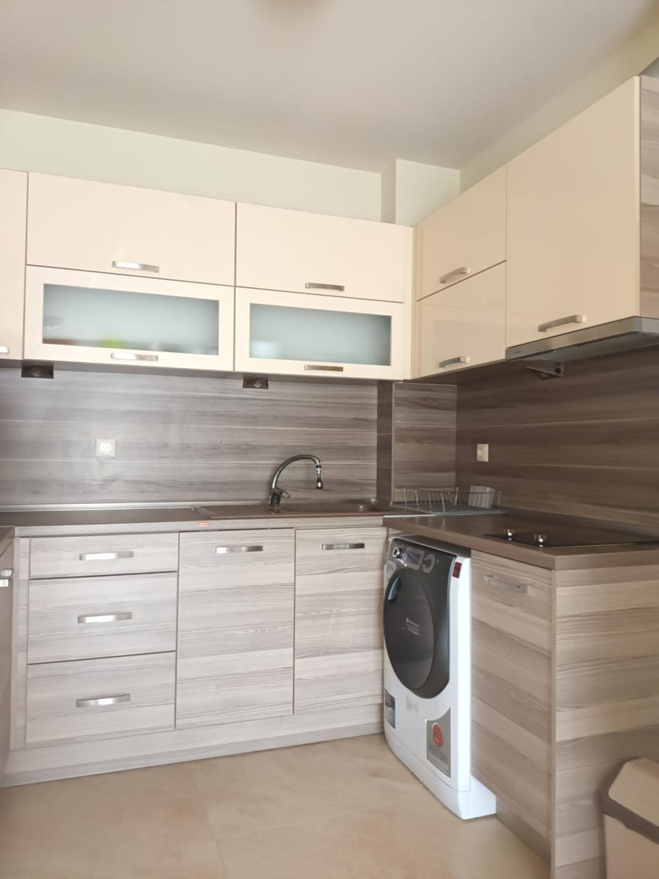 ЛУКСОЗЕН АПАРТАМЕНТ В 4 звезден хотел Hotel in Varna