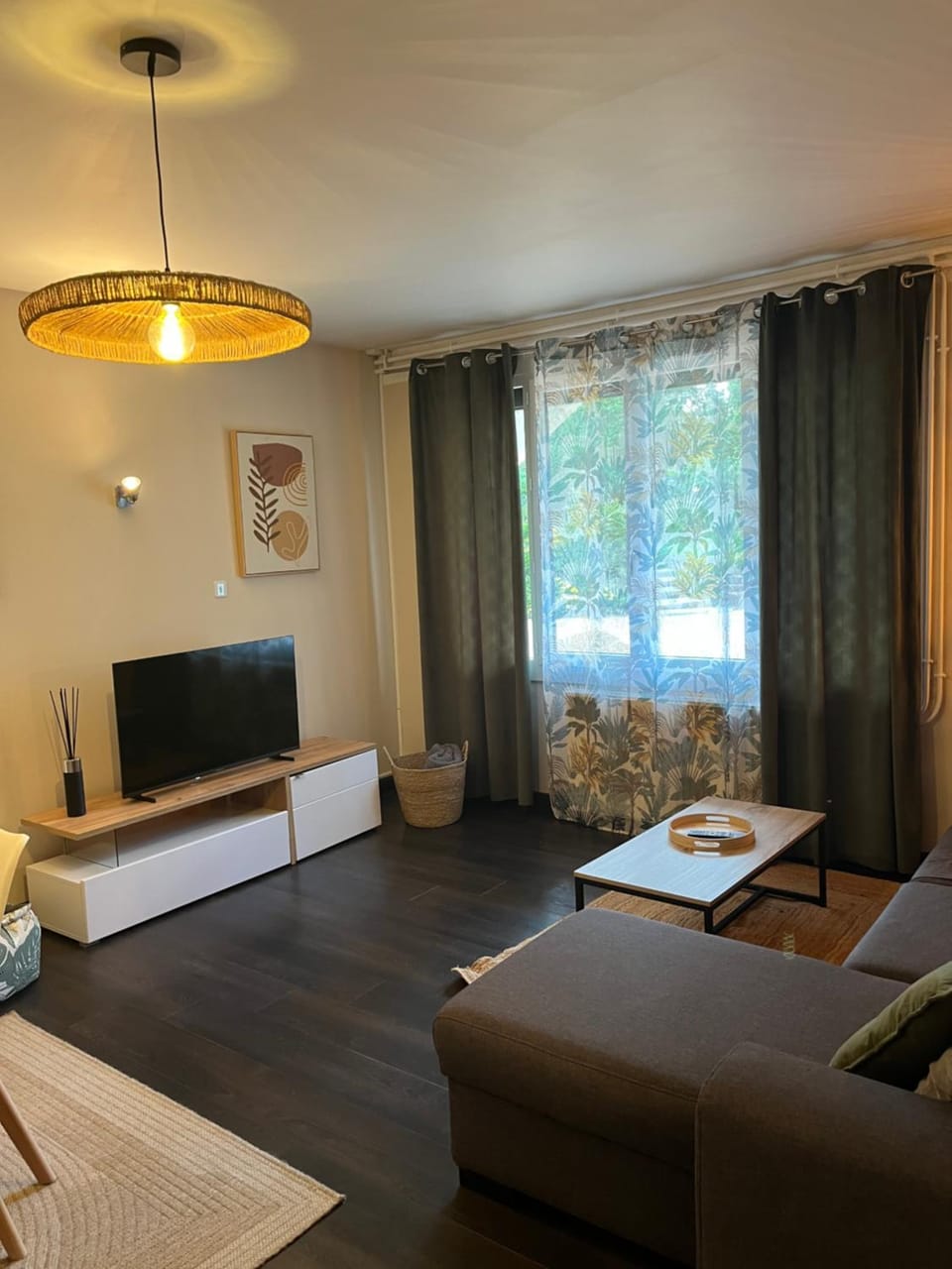 Appartement 4 pers avec jardin & parking-calme-proche Clermont Apartment in Clermont-Ferrand