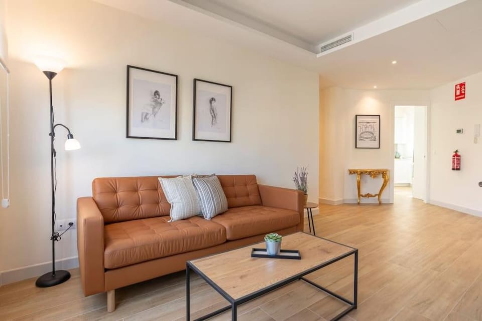 Tribuna I by ELE Apartmens Apartment in Malaga