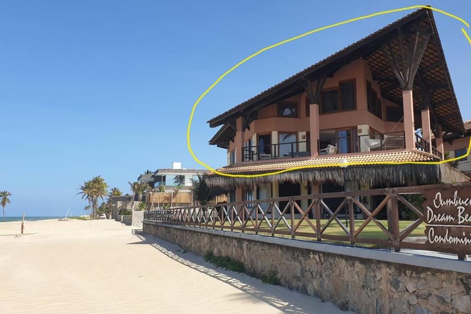 Property building, Location