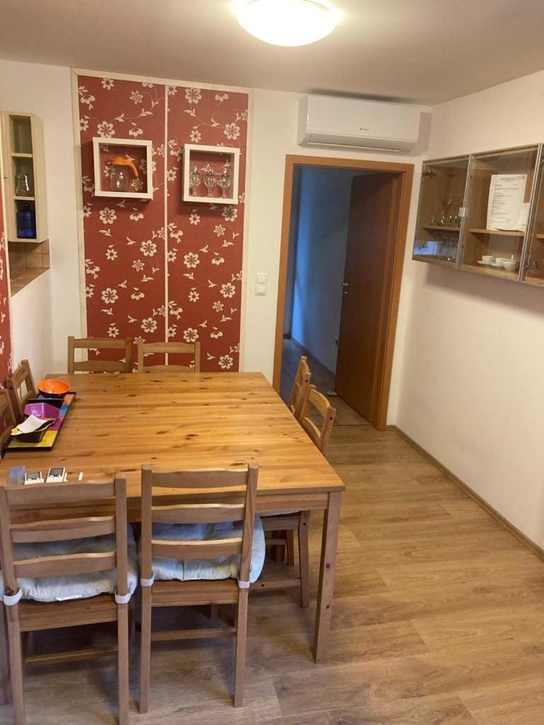 Living room, Dining area, air conditioner