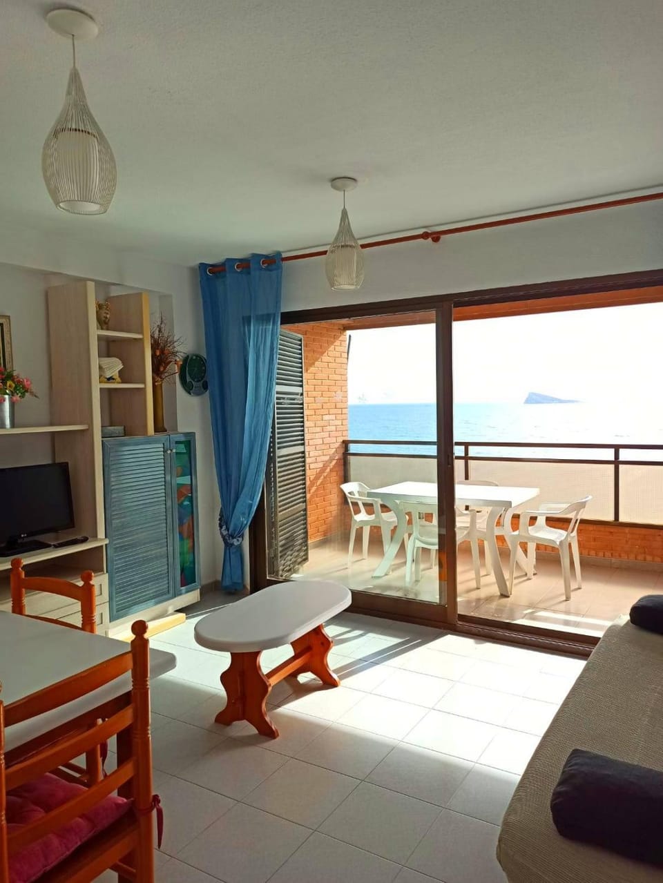 TV and multimedia, View (from property/room), Dining area, air conditioner