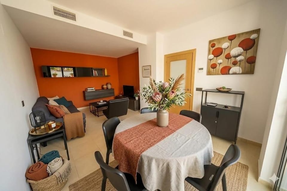 Terraza, Piscina y Parking en Tossa Apartment in Tossa de Mar
