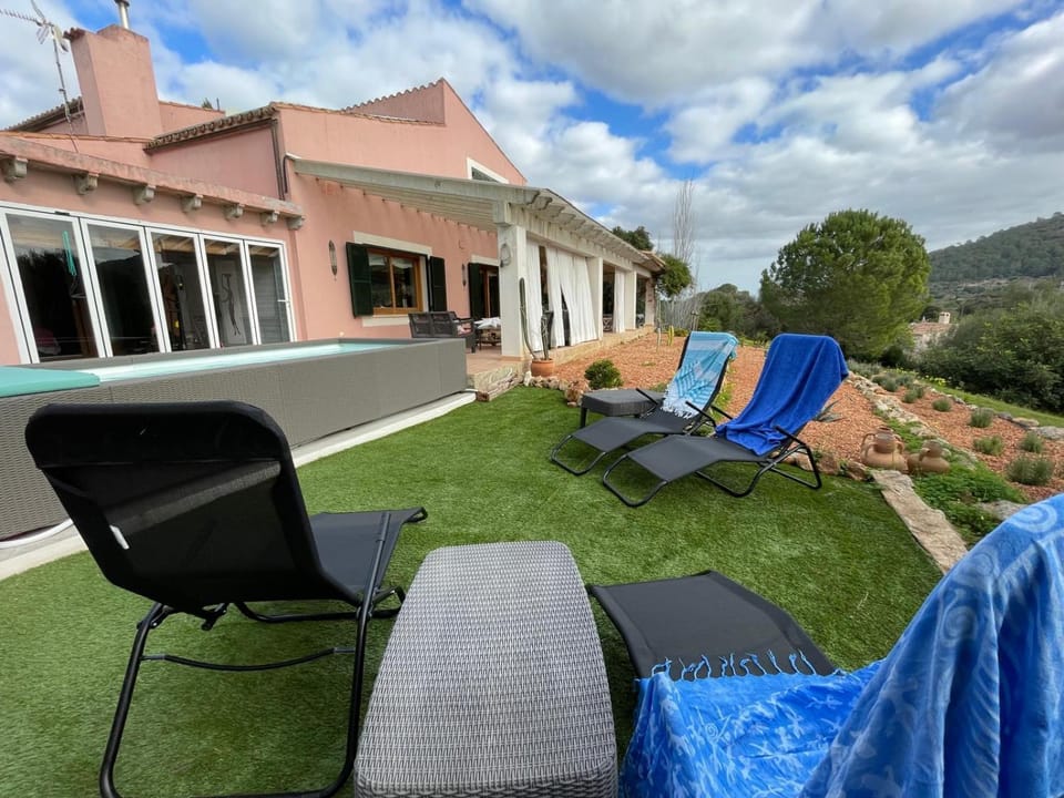 Natural landscape, Garden view, sunbed