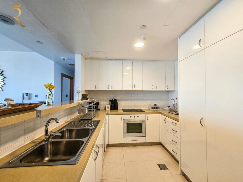 Kitchen or kitchenette, Dining area, dishwasher, minibar, oven, pet friendly, stove, toaster