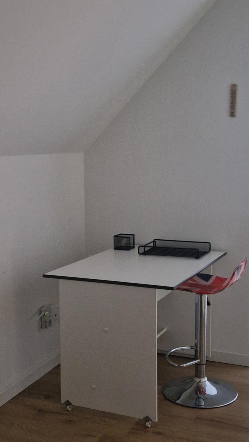 Business facilities, Seating area