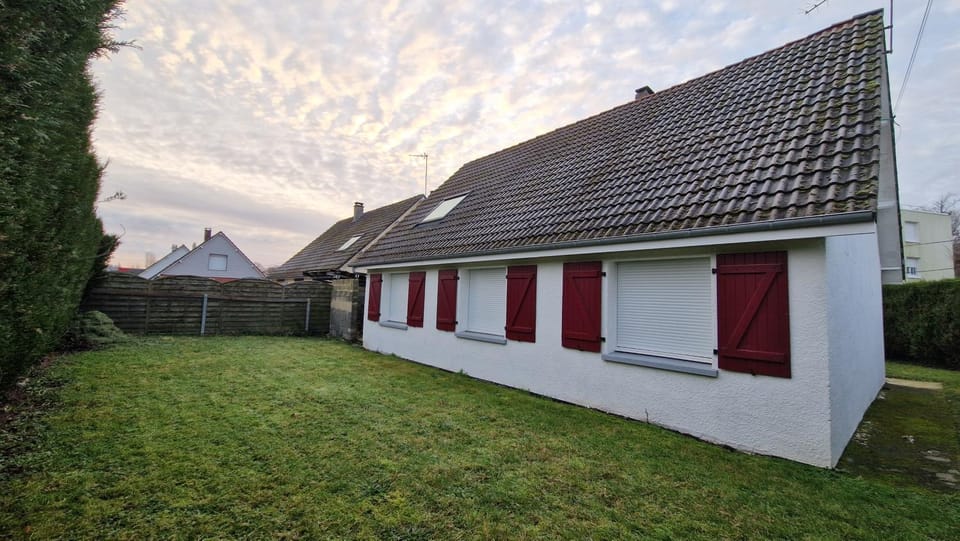 Property building, Garden, Garden, Garden view