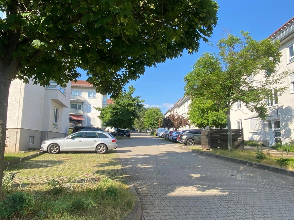 Property building, Street view