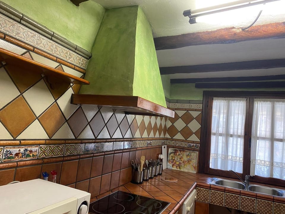 Casa Victoria Country House in Aragon