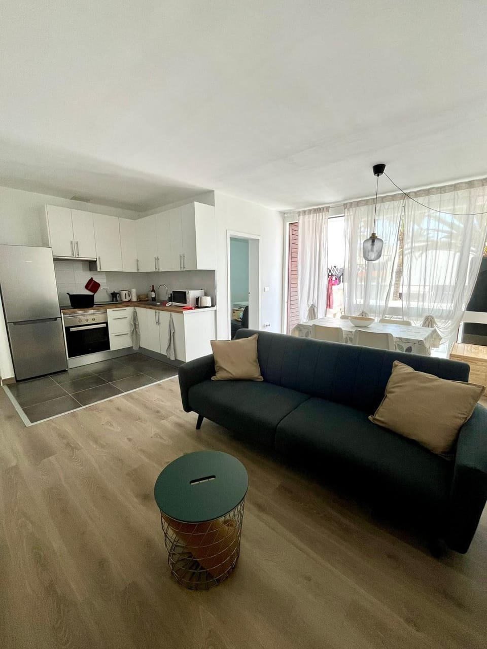 Kitchen or kitchenette, Living room, Dining area