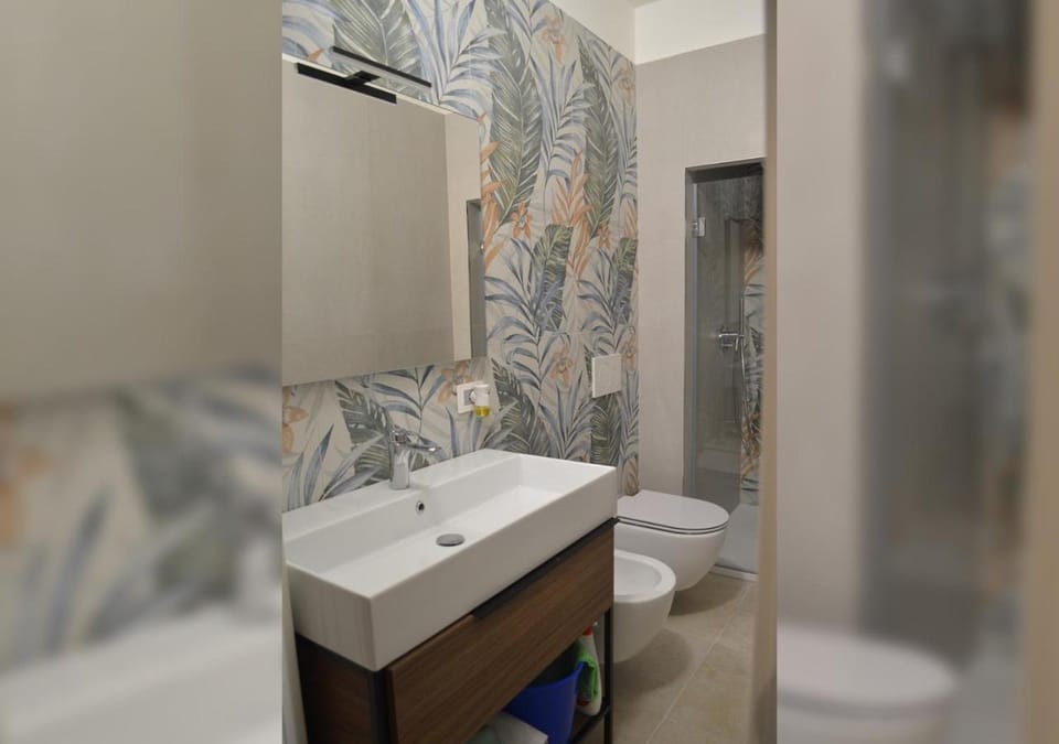 Shower, Toilet, Bathroom, bidet
