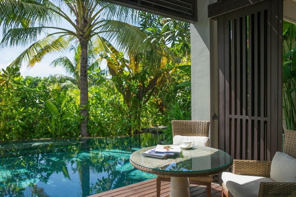 Balcony/Terrace, Pool view, Swimming pool