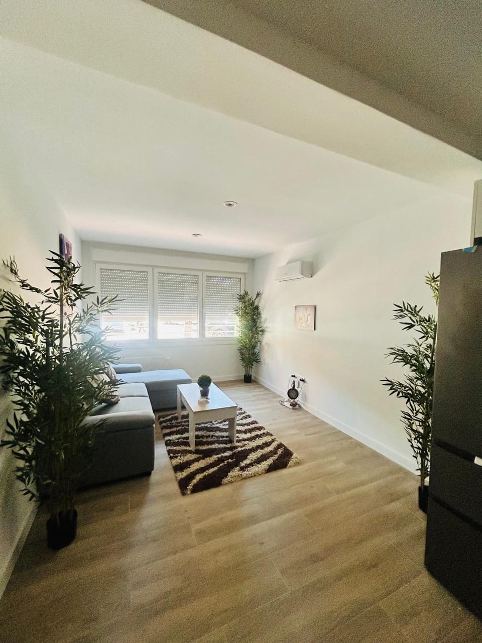 Apto 1 Leones con Wifi y Netflix Apartment in San Sebastián de los Reyes