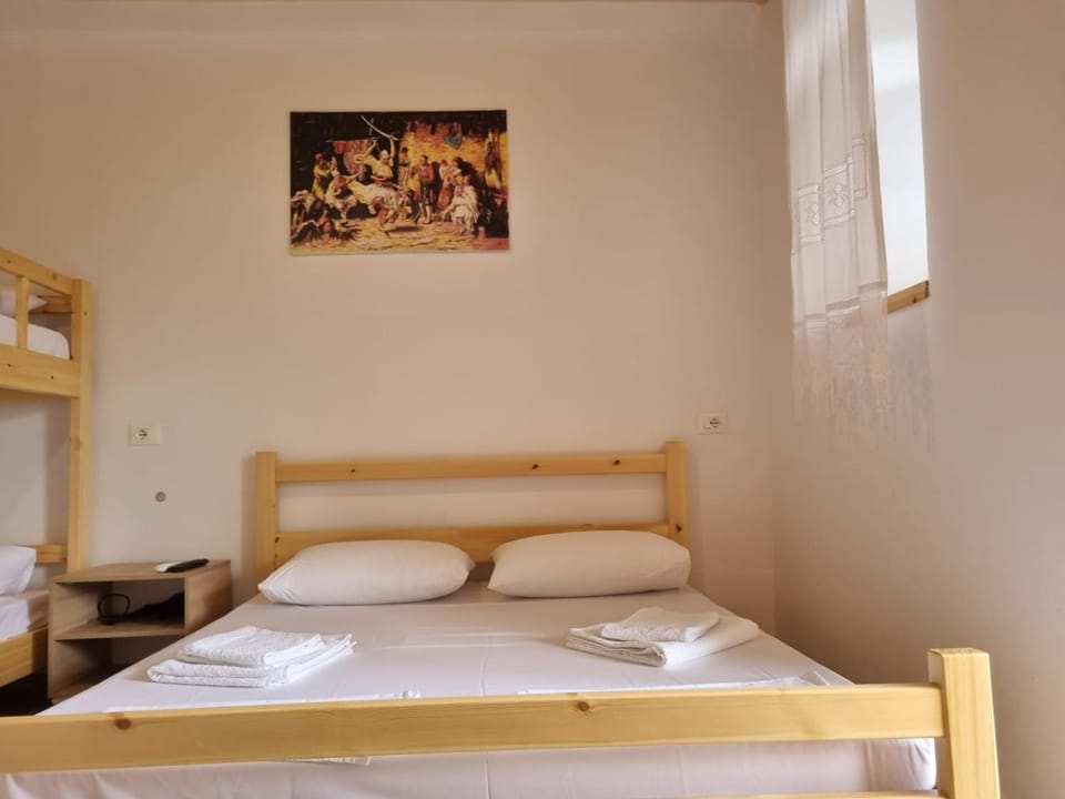 Tony's Terrace Bed and Breakfast in Vlorë County, Albania