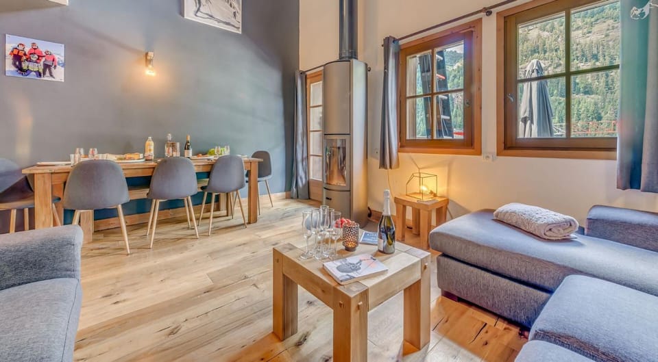 Résidence Blue Wood - Appartement en chalet 8 personnes 4, séjour enfamille ou entre amis MAE-0701 Chalet in Tignes