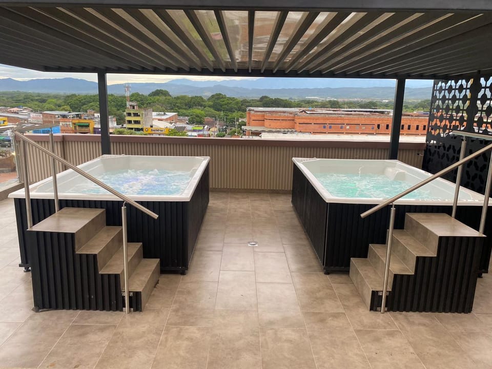 Balcony/Terrace, Mountain view, Pool view, Swimming pool