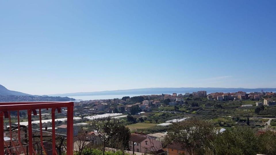 View (from property/room), City view, Sea view