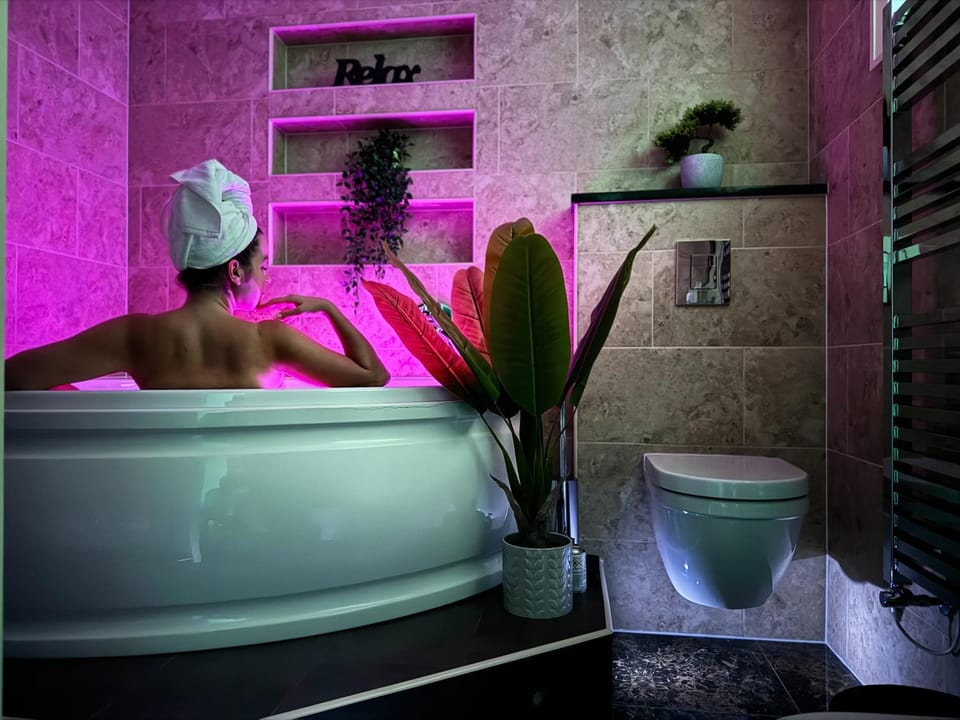 Bathroom, Bath