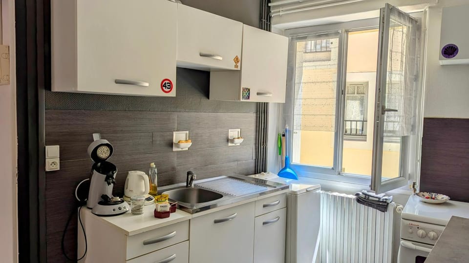 appartement rénové-équipé en centre-ville Apartment in Auvergne-Rhône-Alpes