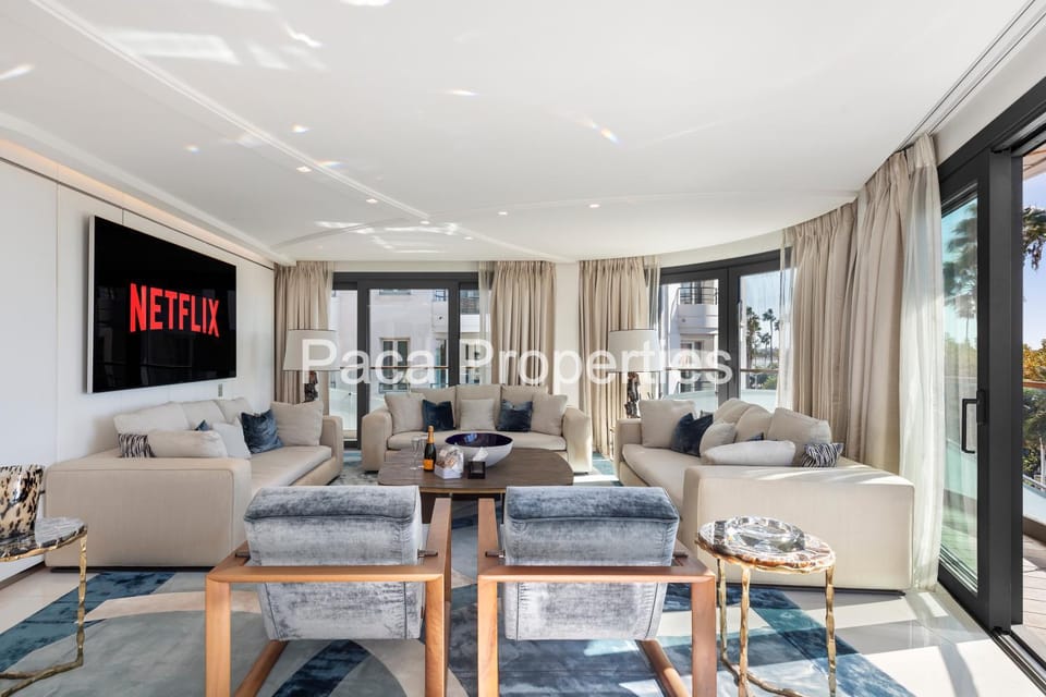 Cannes Croisette 4 chambres luxe - 7C Apartment in Cannes