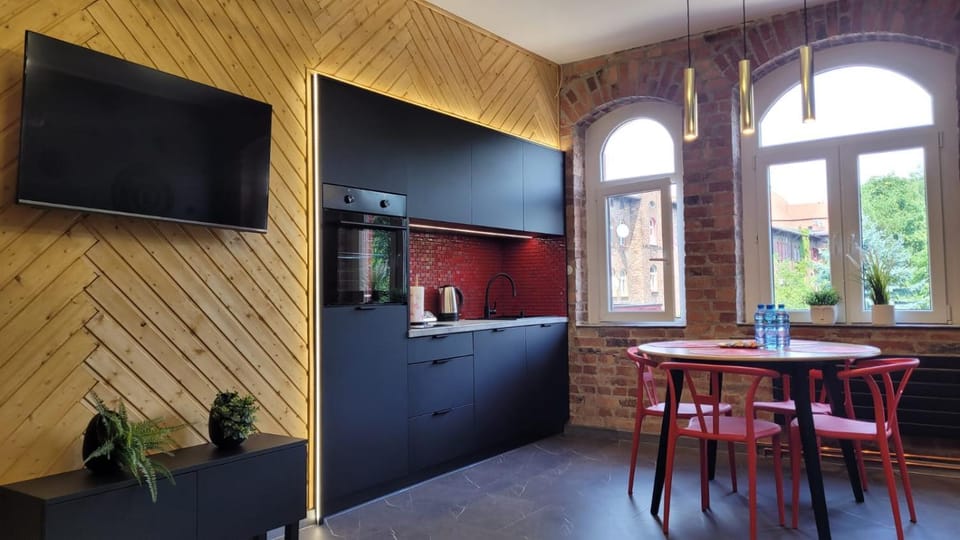 Kitchen or kitchenette, Living room