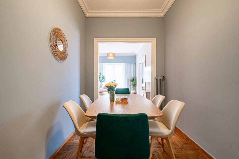 Plaka Historical Center Retreat Apartment in Plaka