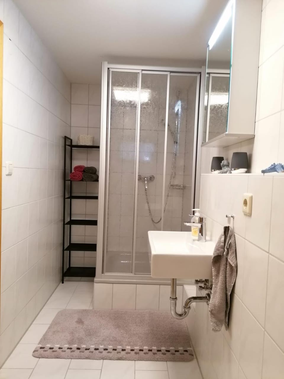 Shower, Bathroom