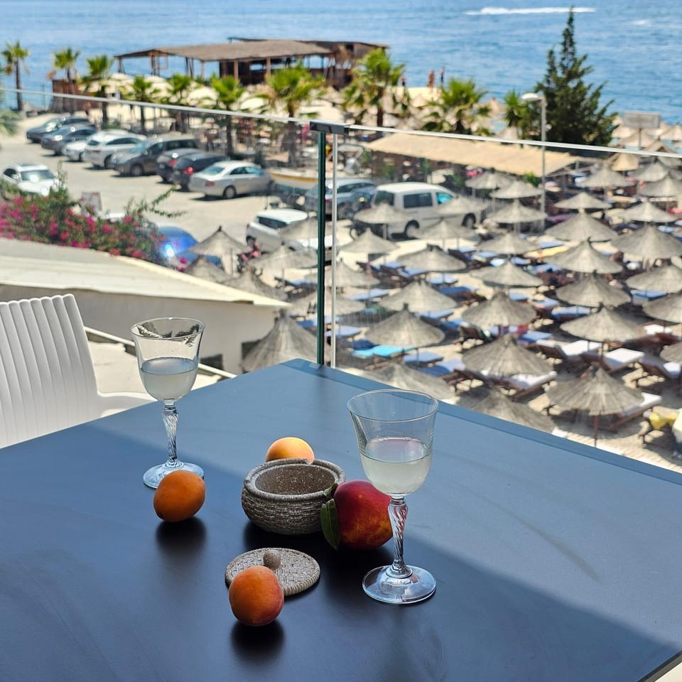 Balcony/Terrace, Beach, Sea view