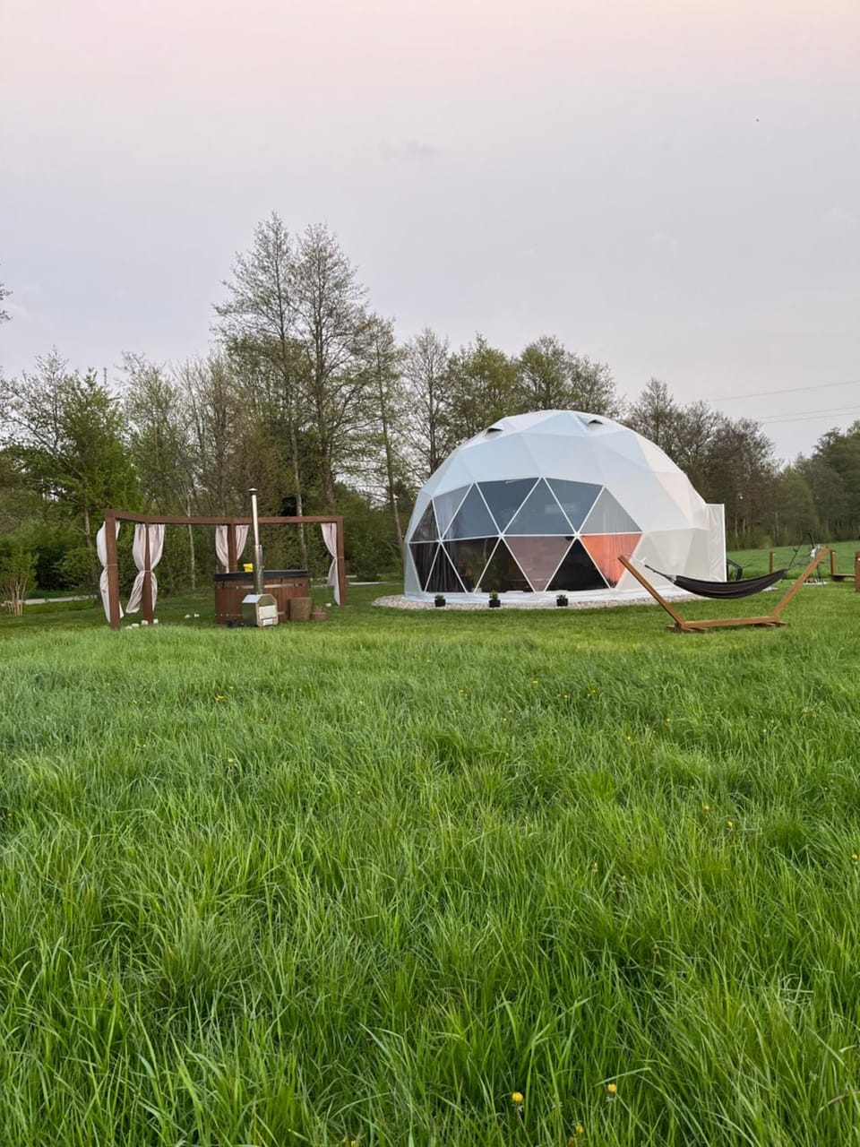 Glamping HEN W TRAWIE Luxury tent in Pomeranian Voivodeship