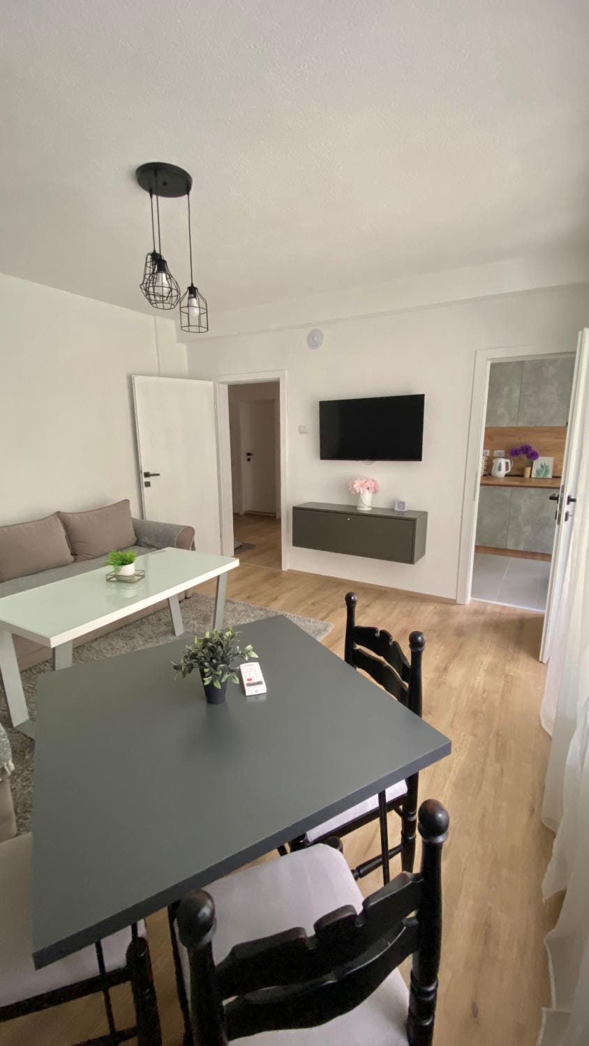 Entire Apartment, Superb and Charming Apartment in Bitola